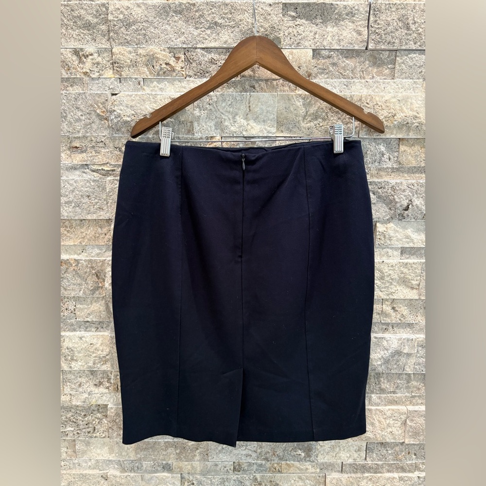 Elegant Navy Blue Pencil Skirt - Picture 2 of 6